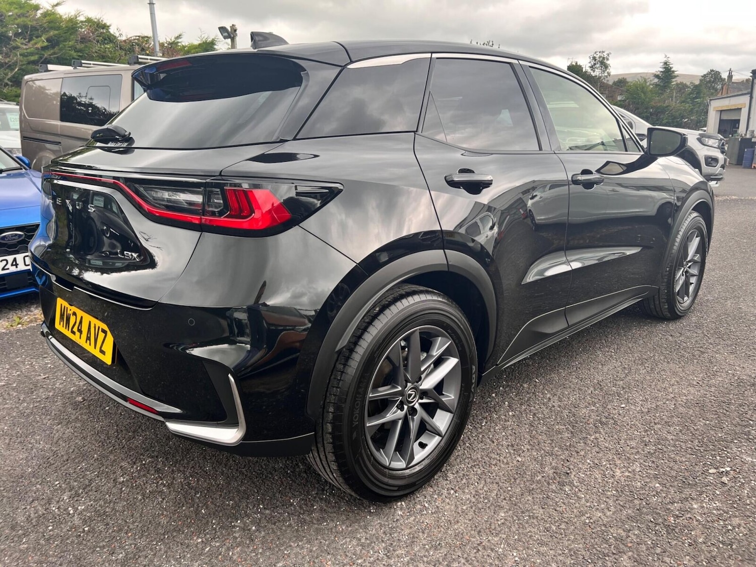 Used Lexus LBX 2024 for sale - 76817848: Photo 6