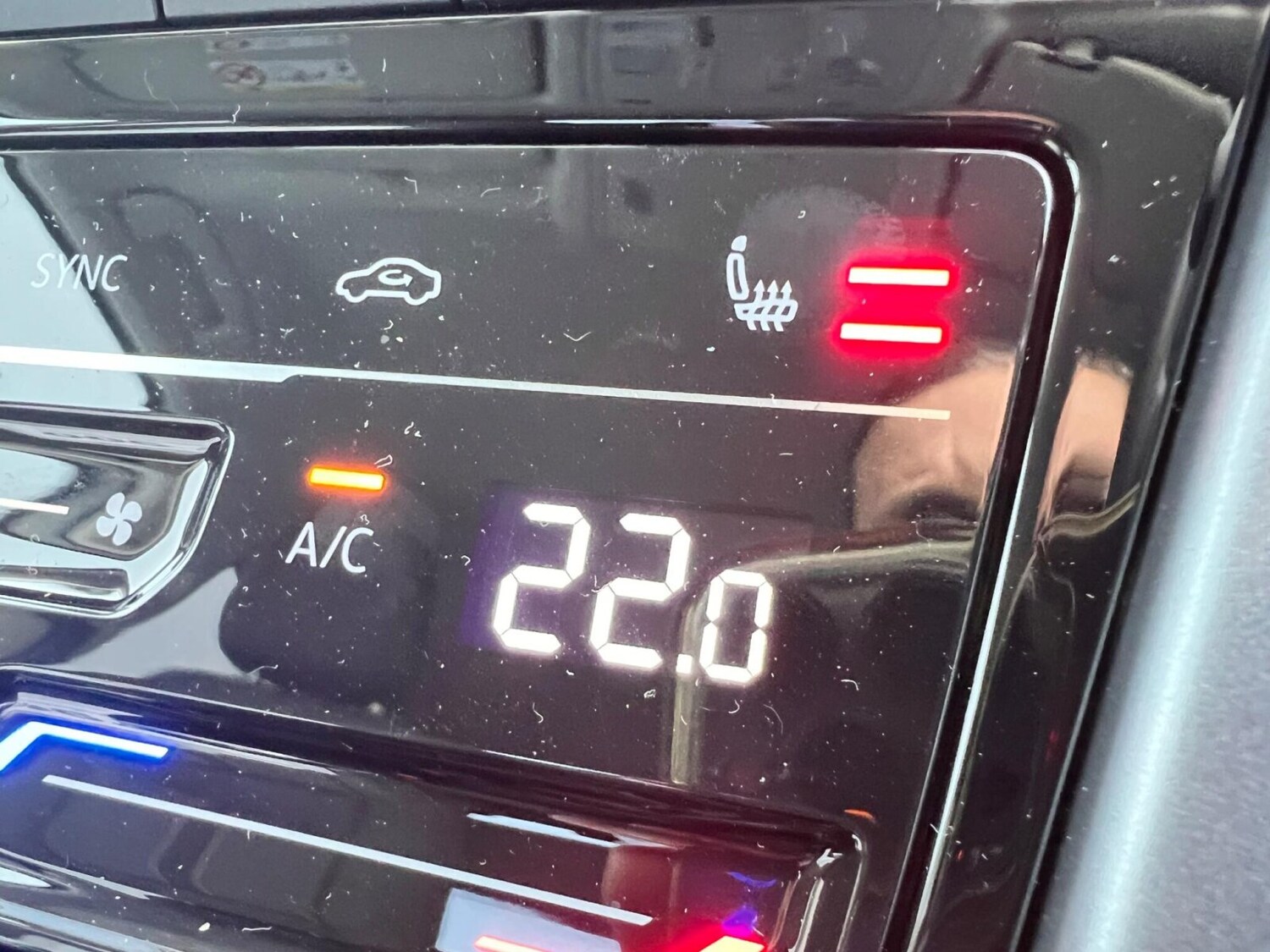 Used Volkswagen T-Roc 2025 for sale - 76366527: Photo 10