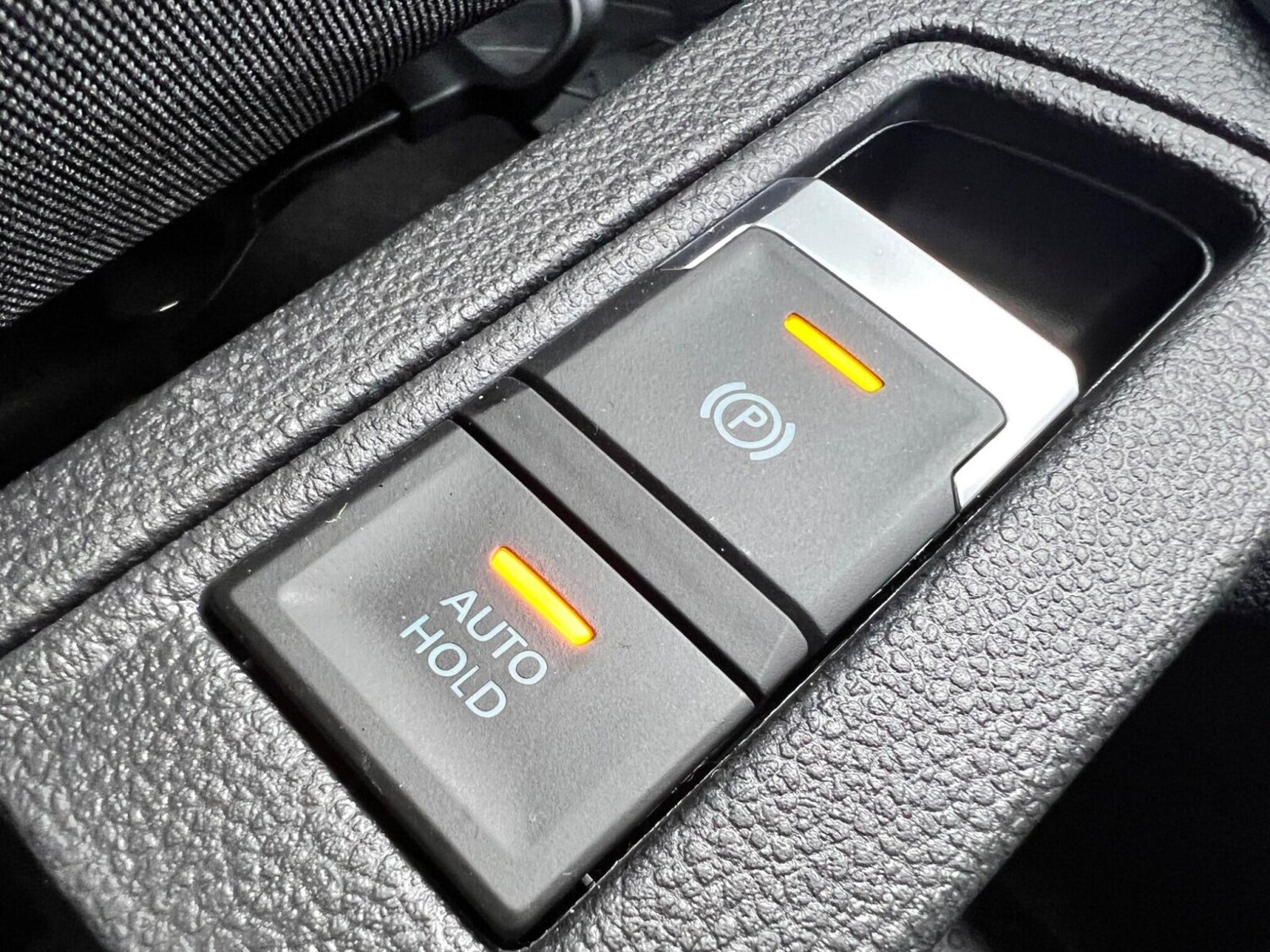 Used Volkswagen T-Roc 2025 for sale - 76366527: Photo 12