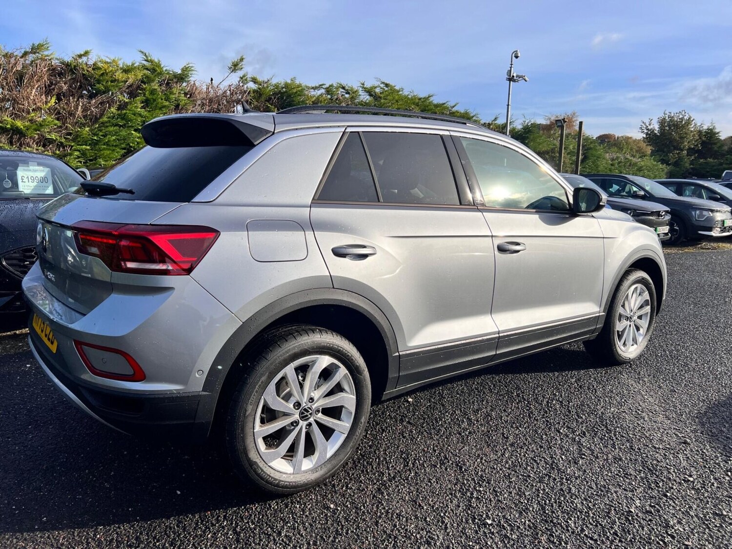 Used Volkswagen T-Roc 2025 for sale - 76366527: Photo 4