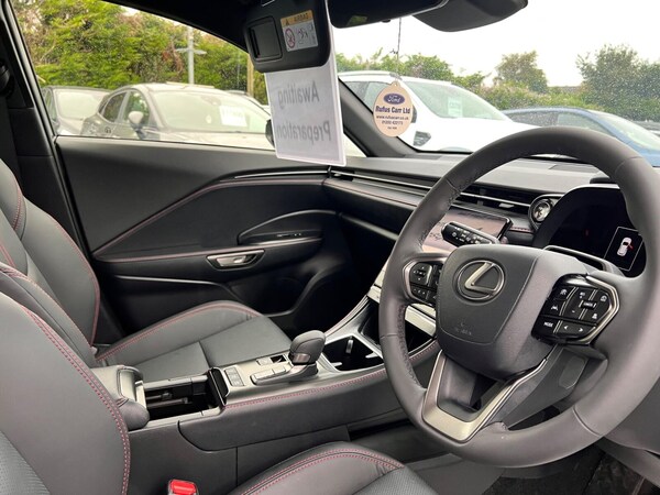 Used Lexus LBX 2025 for sale - 76241592: Photo 11