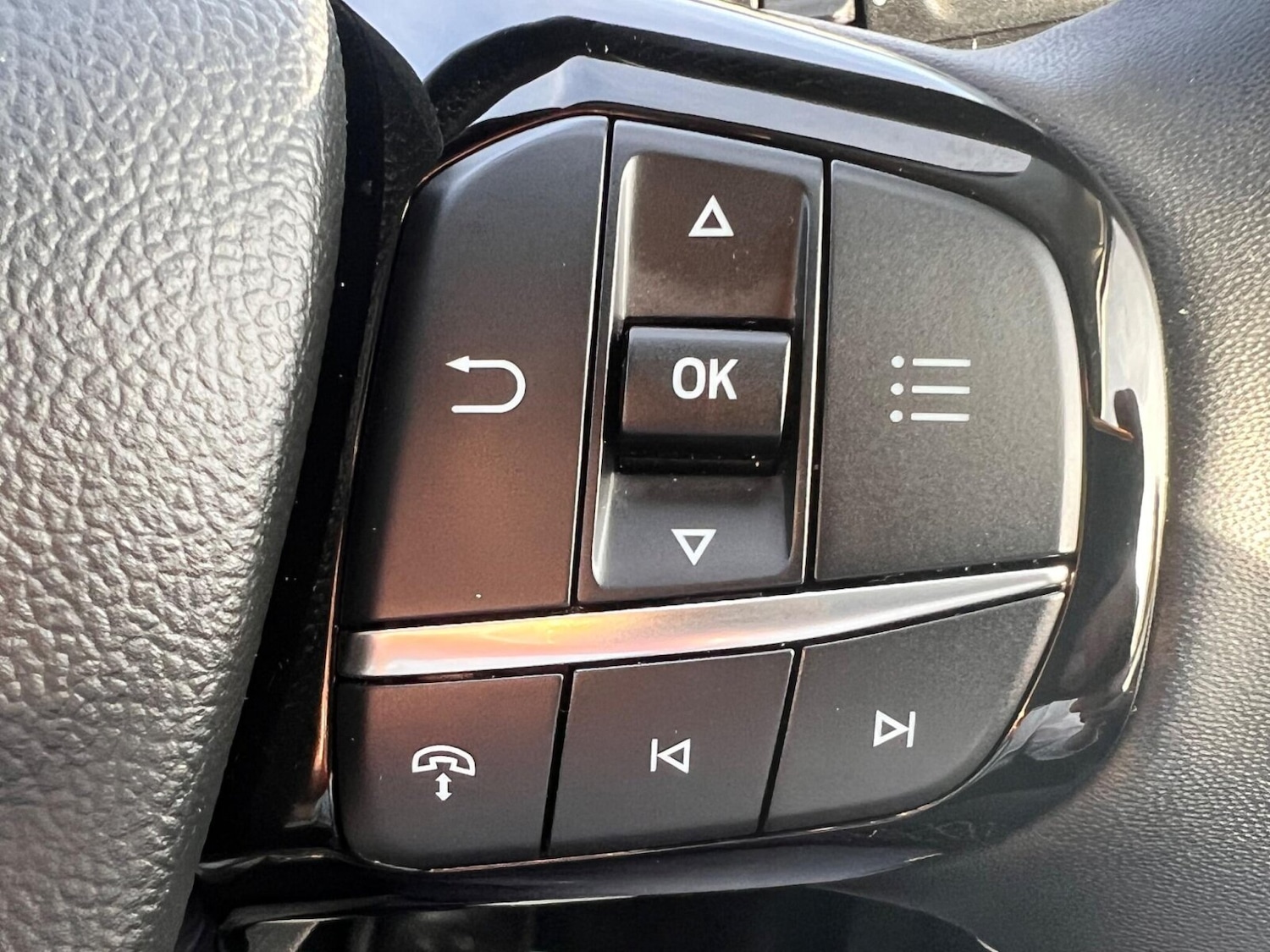 Used Ford Kuga 2025 for sale - 78198919: Photo 15