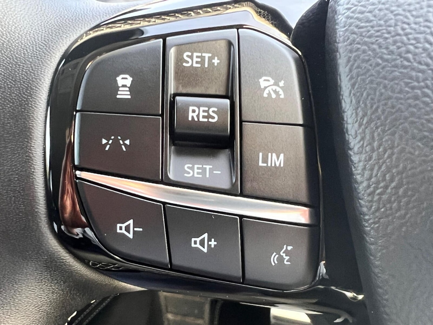 Used Ford Kuga 2025 for sale - 78198919: Photo 16