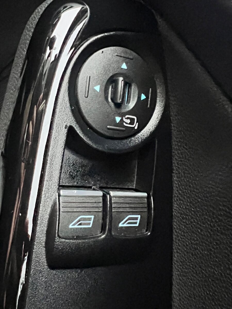 Used Ford Fiesta 2016 for sale - 76999289: Photo 17