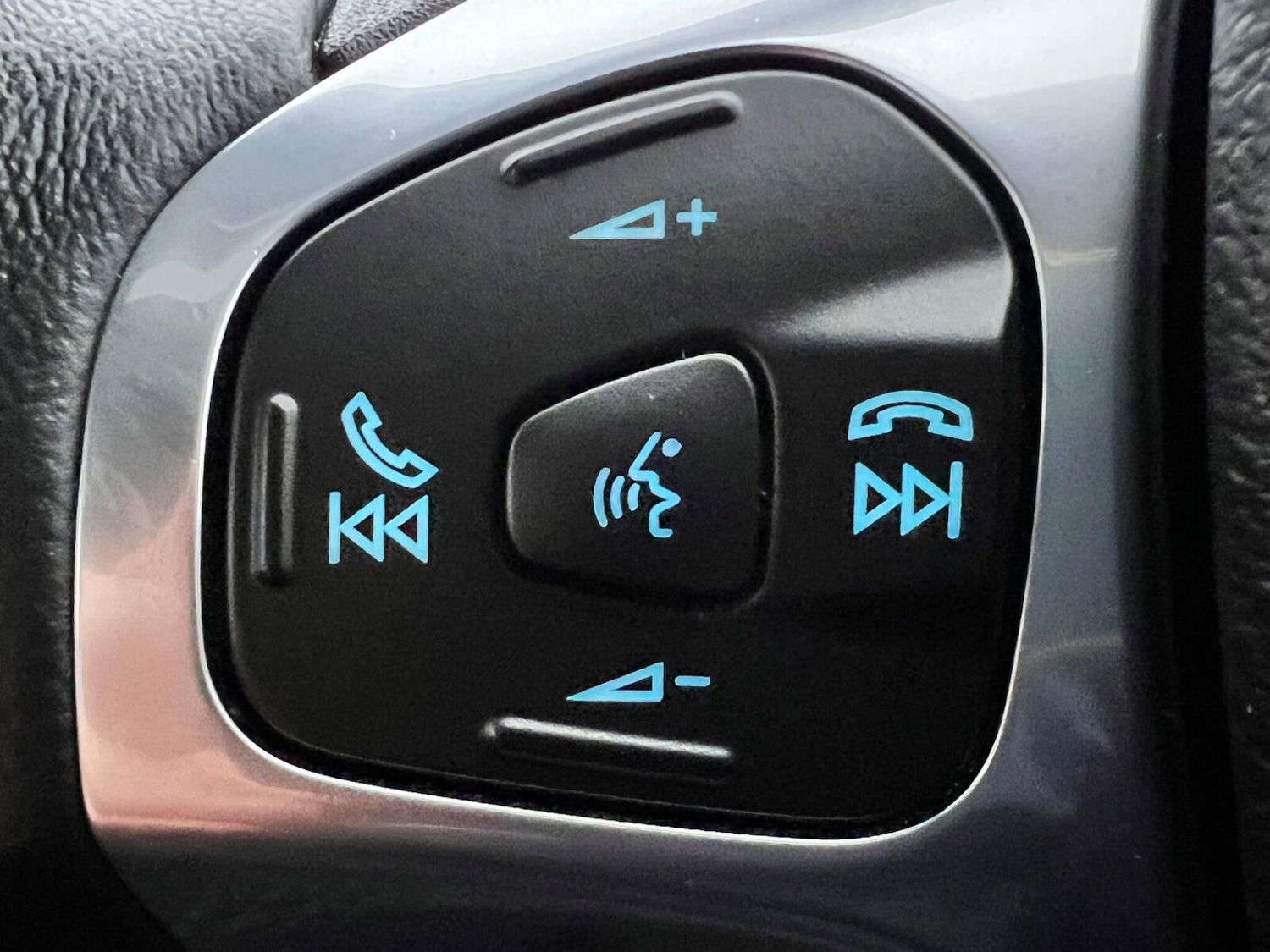 Used Ford Fiesta 2016 for sale - 76999289: Photo 18