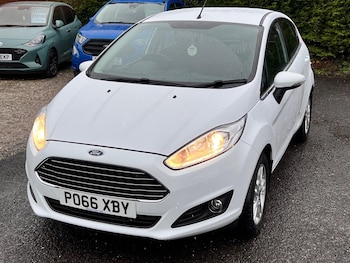 Used Ford Fiesta 2016 for sale - 76999289: Photo