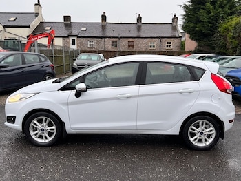 Used Ford Fiesta 2016 for sale - 76999289: Photo