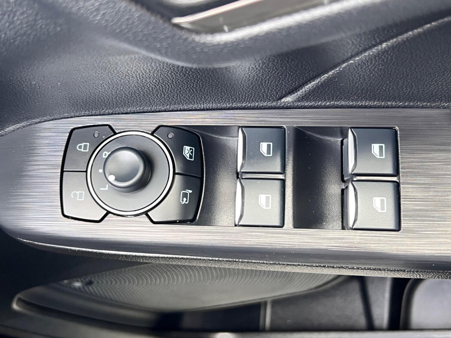 Used Ford Kuga 2025 for sale - 75852573: Photo 16