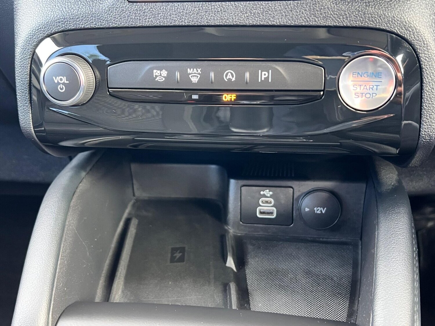 Used Ford Kuga 2025 for sale - 75852573: Photo 19