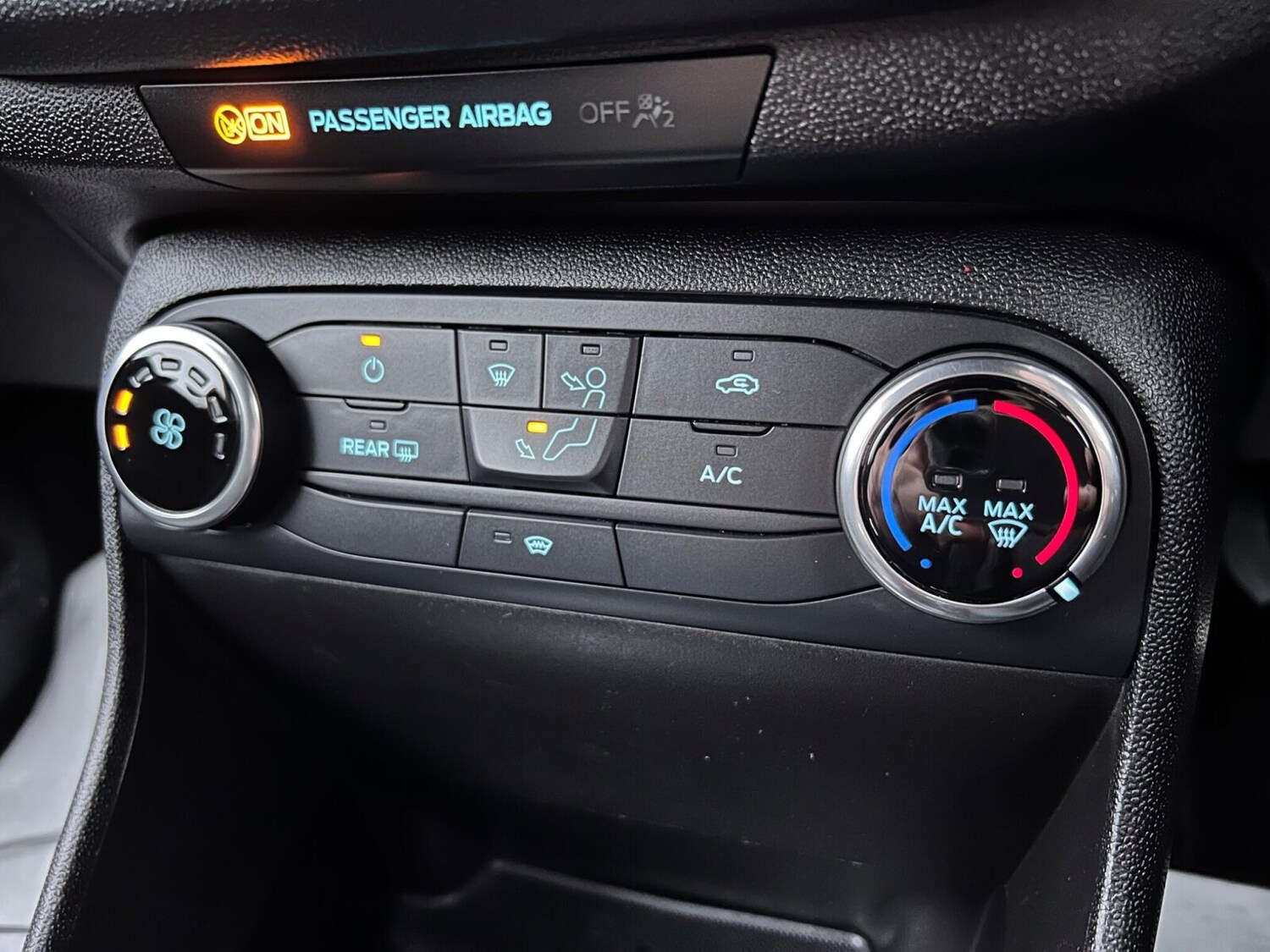 Used Ford Fiesta 2018 for sale - 76668169: Photo 15