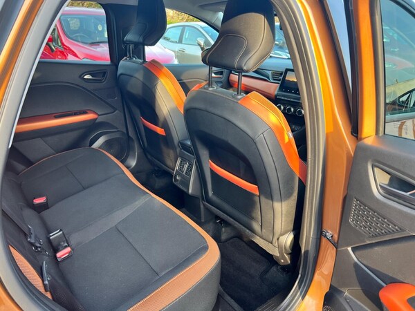 Used Renault Captur 2020 for sale - 75467210: Photo 11
