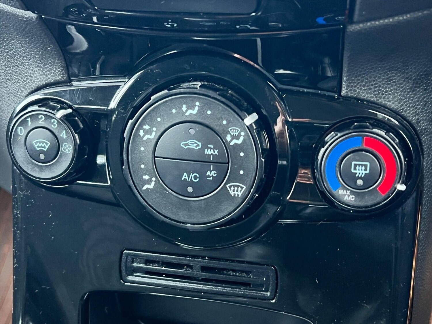 Used Ford Fiesta 2017 for sale - 77420457: Photo 21