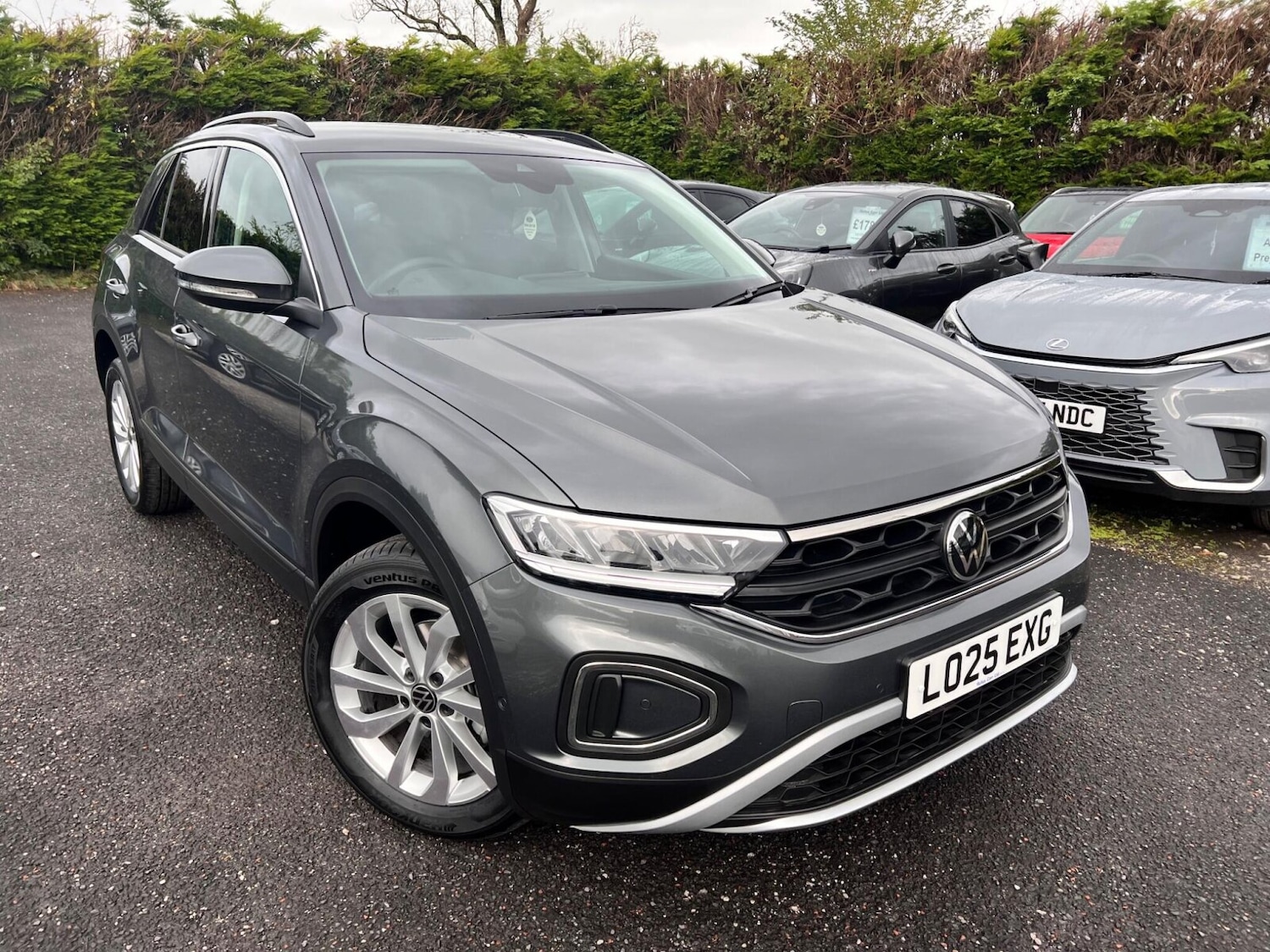 Used Volkswagen T-Roc 2025 for sale - 76316885: Photo 1