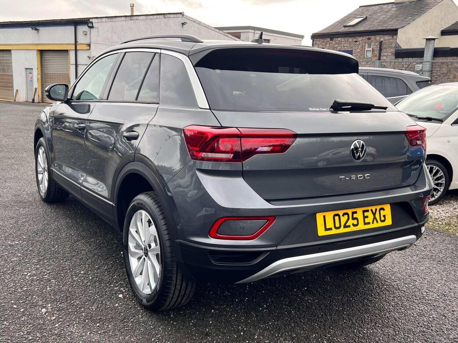 Used Volkswagen T-Roc 2025 for sale - 76316885: Photo 6