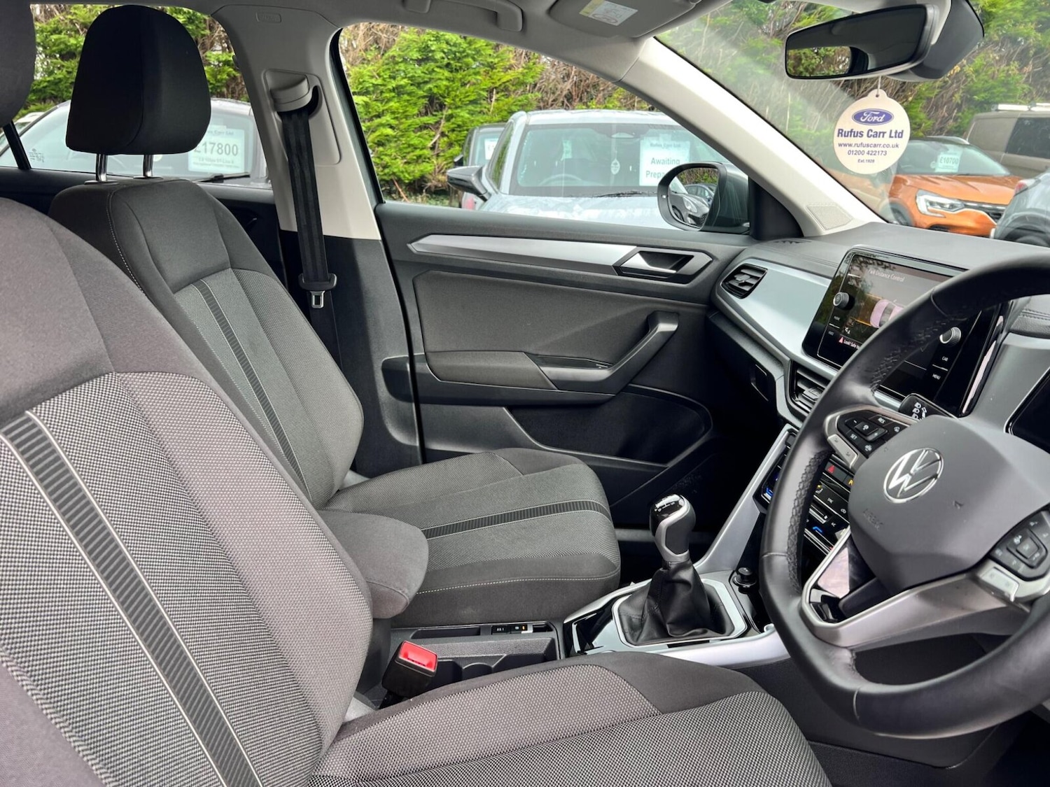 Used Volkswagen T-Roc 2025 for sale - 76316885: Photo 7