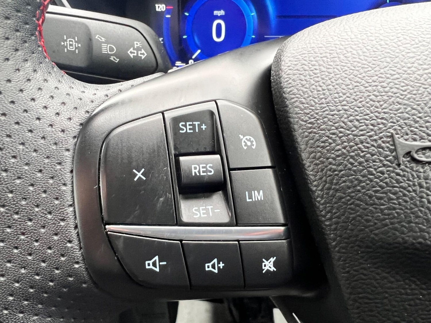 Used Ford Kuga 2024 for sale - 76458988: Photo 9