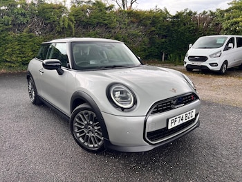 Used MINI Cooper 2024 for sale - 78630124: Photo
