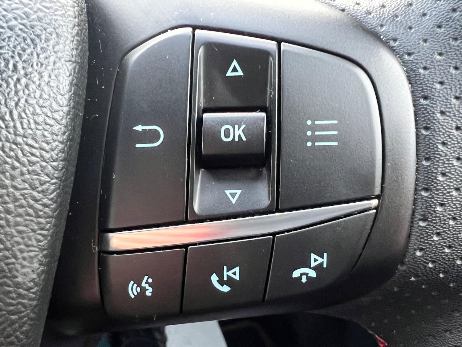 Used Ford Focus 2022 for sale - 76842154: Photo 16