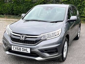 Used Honda CR-V 2018 for sale - 76312339: Photo