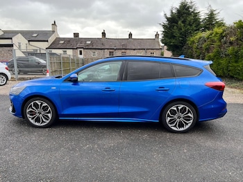 Used Ford Focus 2022 for sale - 77648137: Photo