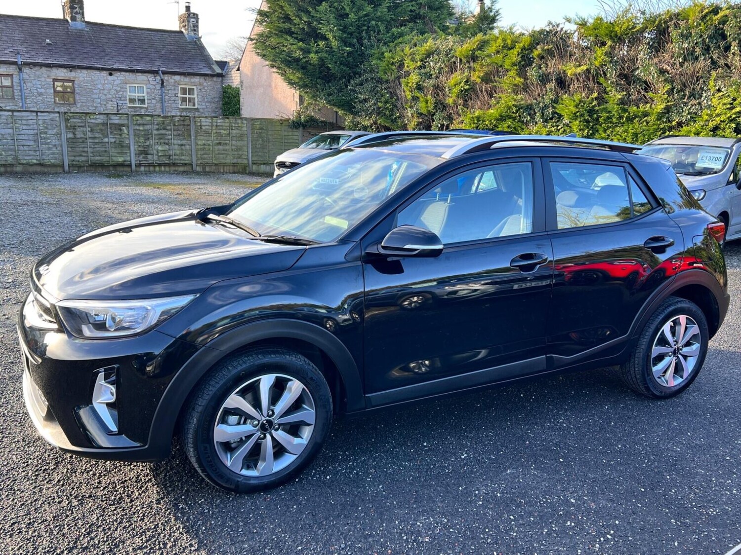 Used Kia Stonic 2025 for sale - 77145772: Photo 4