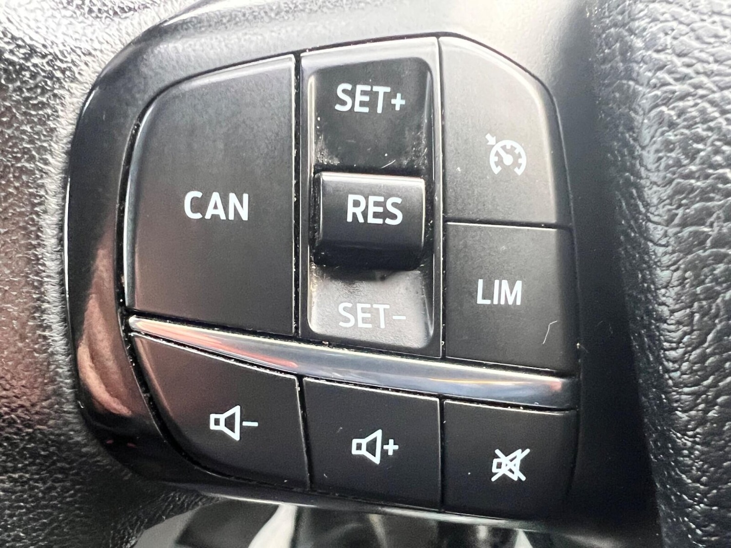 Used Ford Transit Custom 2022 for sale - 77239538: Photo 16