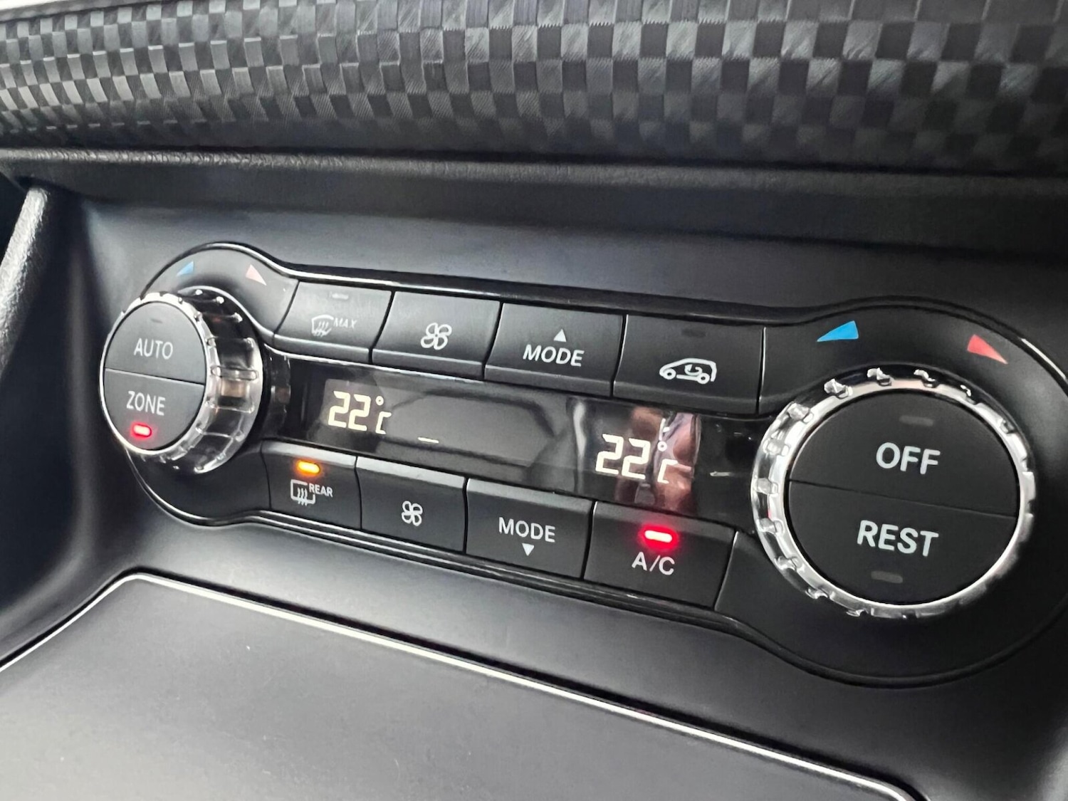 Used Mercedes-Benz A-Class 2016 for sale - 77261543: Photo 25