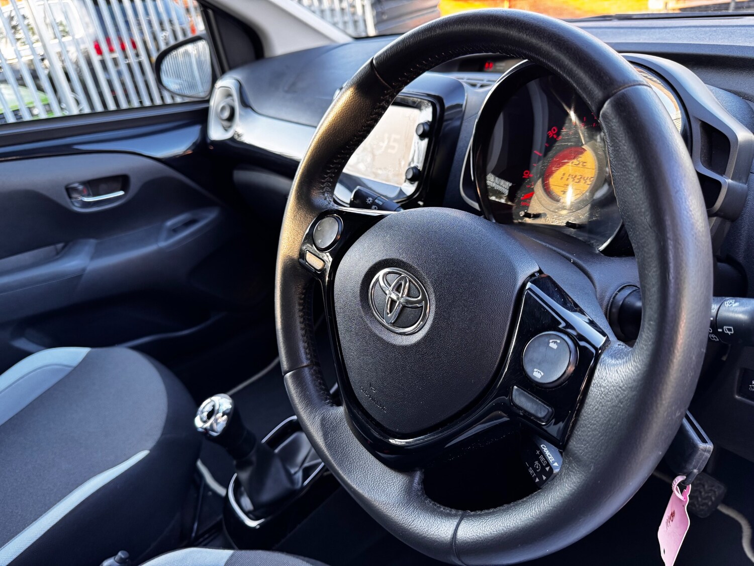 Used Toyota AYGO 2015 for sale - 78169864: Photo 10