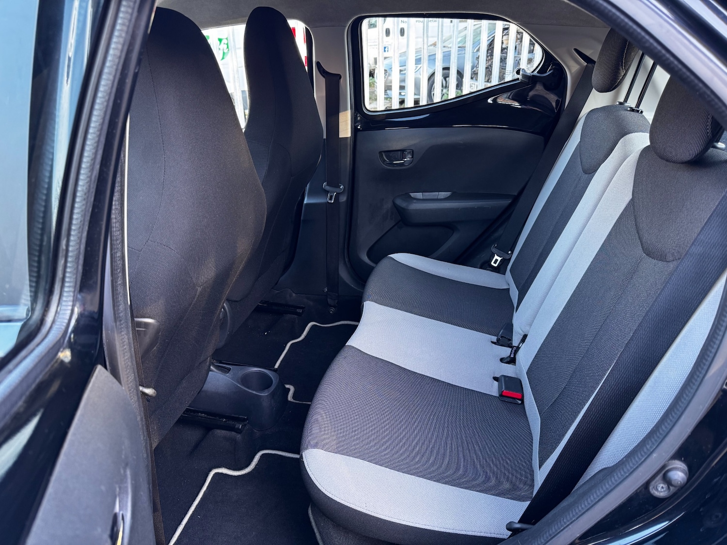 Used Toyota AYGO 2015 for sale - 78169864: Photo 17