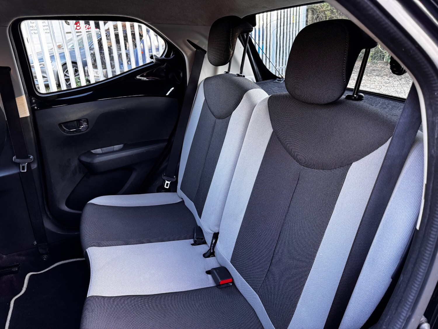 Used Toyota AYGO 2015 for sale - 78169864: Photo 18