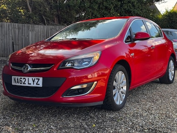 Used Vauxhall Astra 2012 for sale - 79620720: Photo