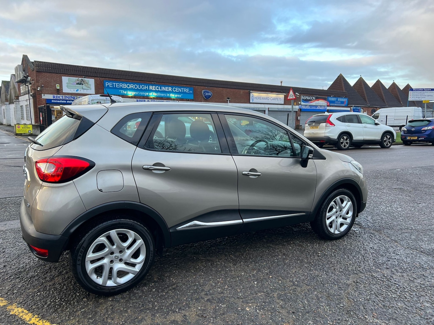 Used Renault Captur 2015 for sale - 77351004: Photo 12