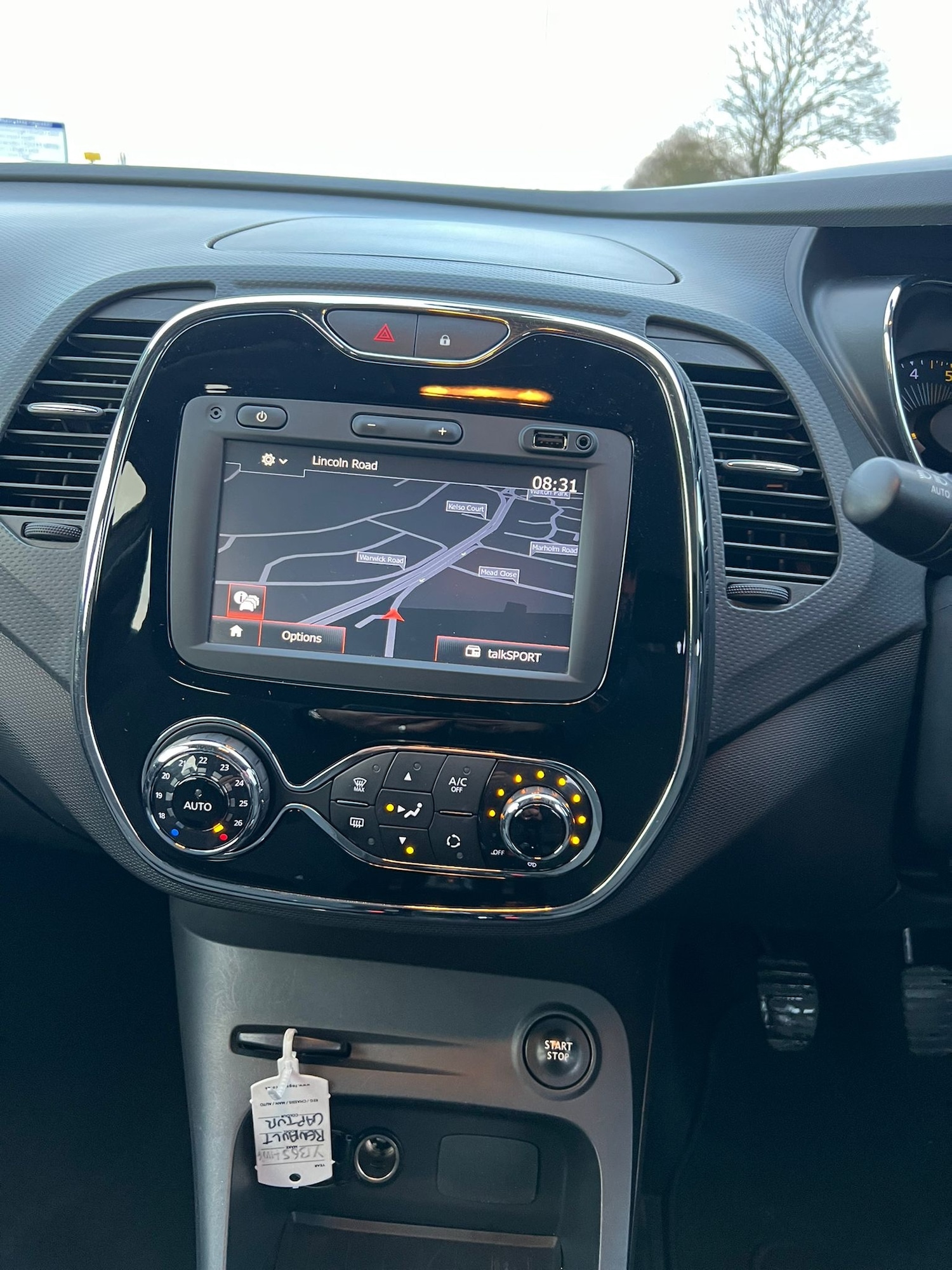 Used Renault Captur 2015 for sale - 77351004: Photo 20