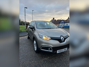 Used Renault Captur 2015 for sale - 77351004: Photo