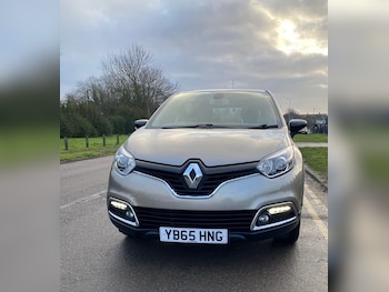 Used Renault Captur 2015 for sale - 77351004: Photo
