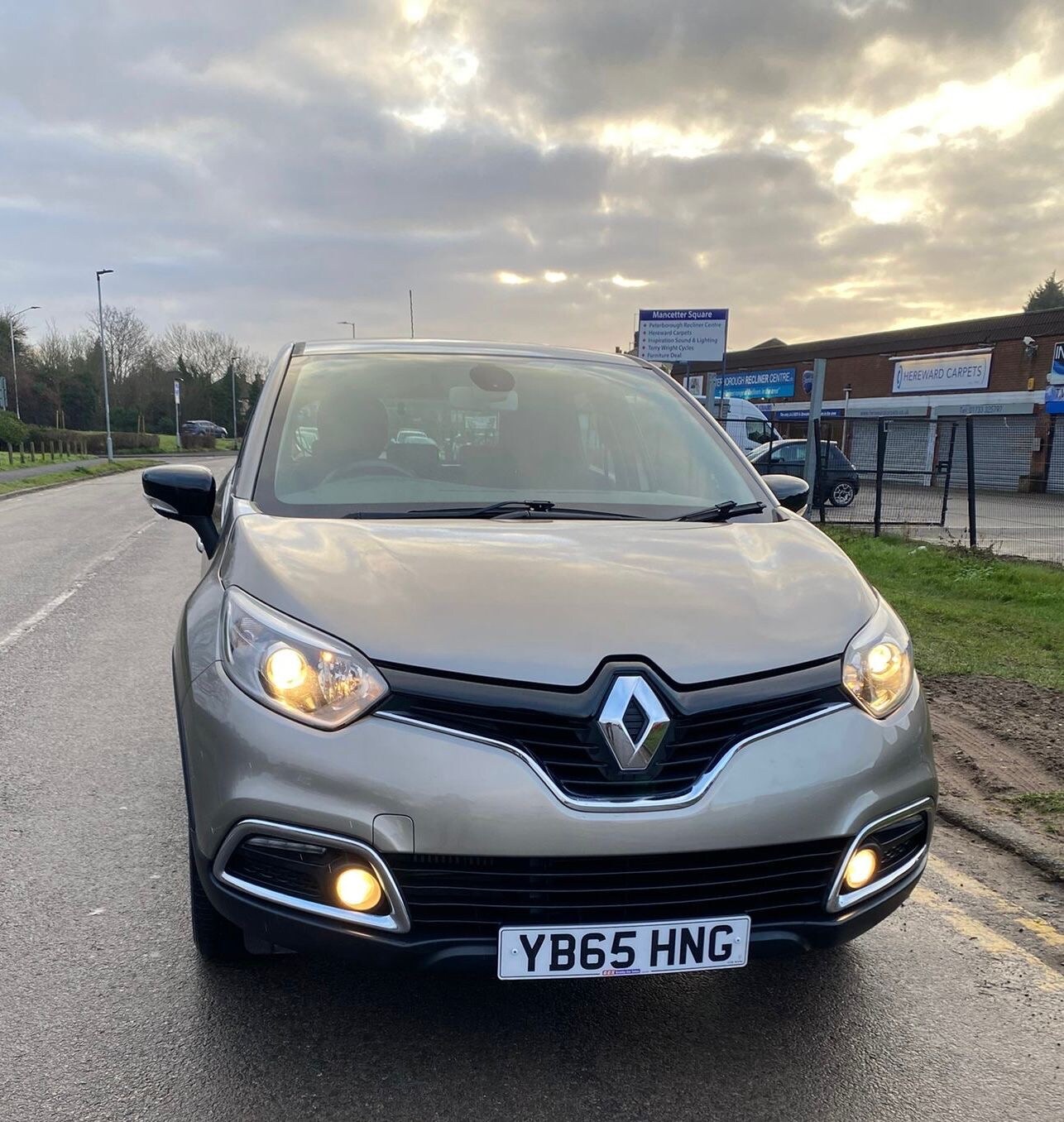 Used Renault Captur 2015 for sale - 77351004: Photo 8