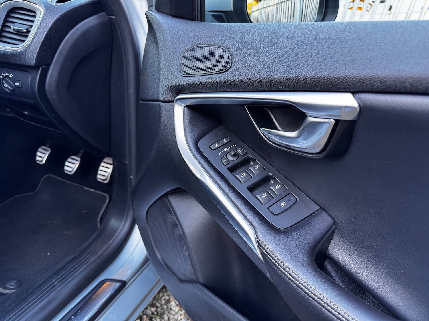 Used Volvo V40 2017 for sale - 78170040: Photo 14