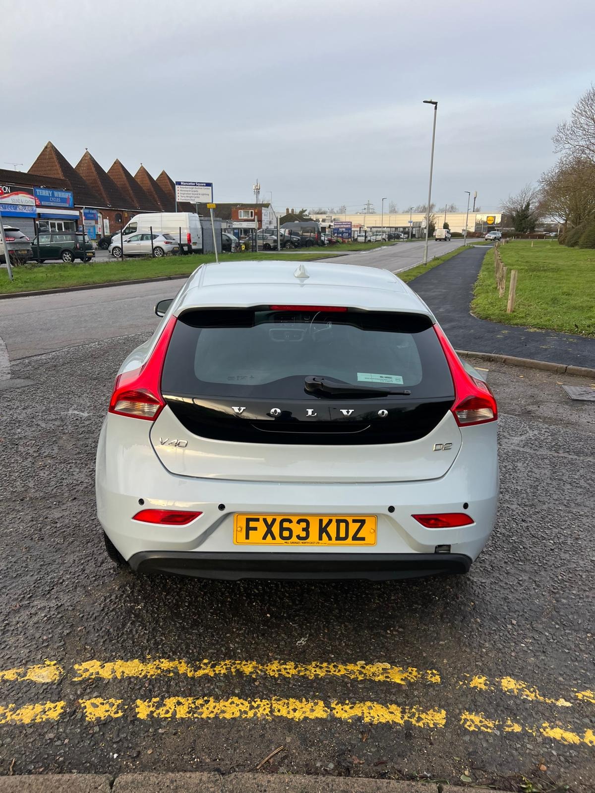 Used Volvo V40 2013 for sale - 77251542: Photo 10