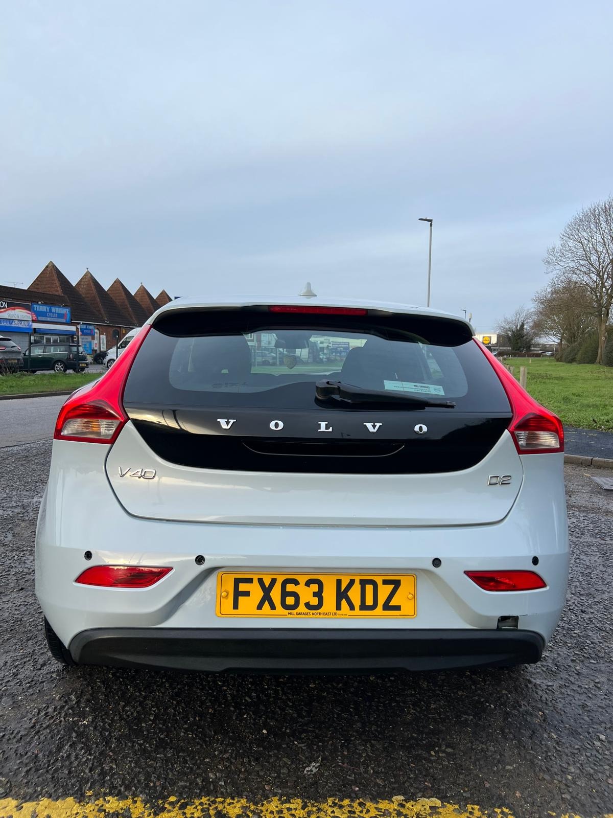 Used Volvo V40 2013 for sale - 77251542: Photo 11