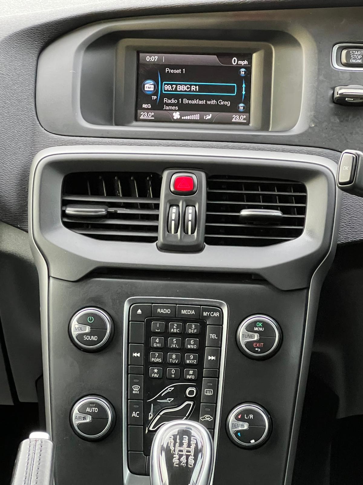 Used Volvo V40 2013 for sale - 77251542: Photo 21