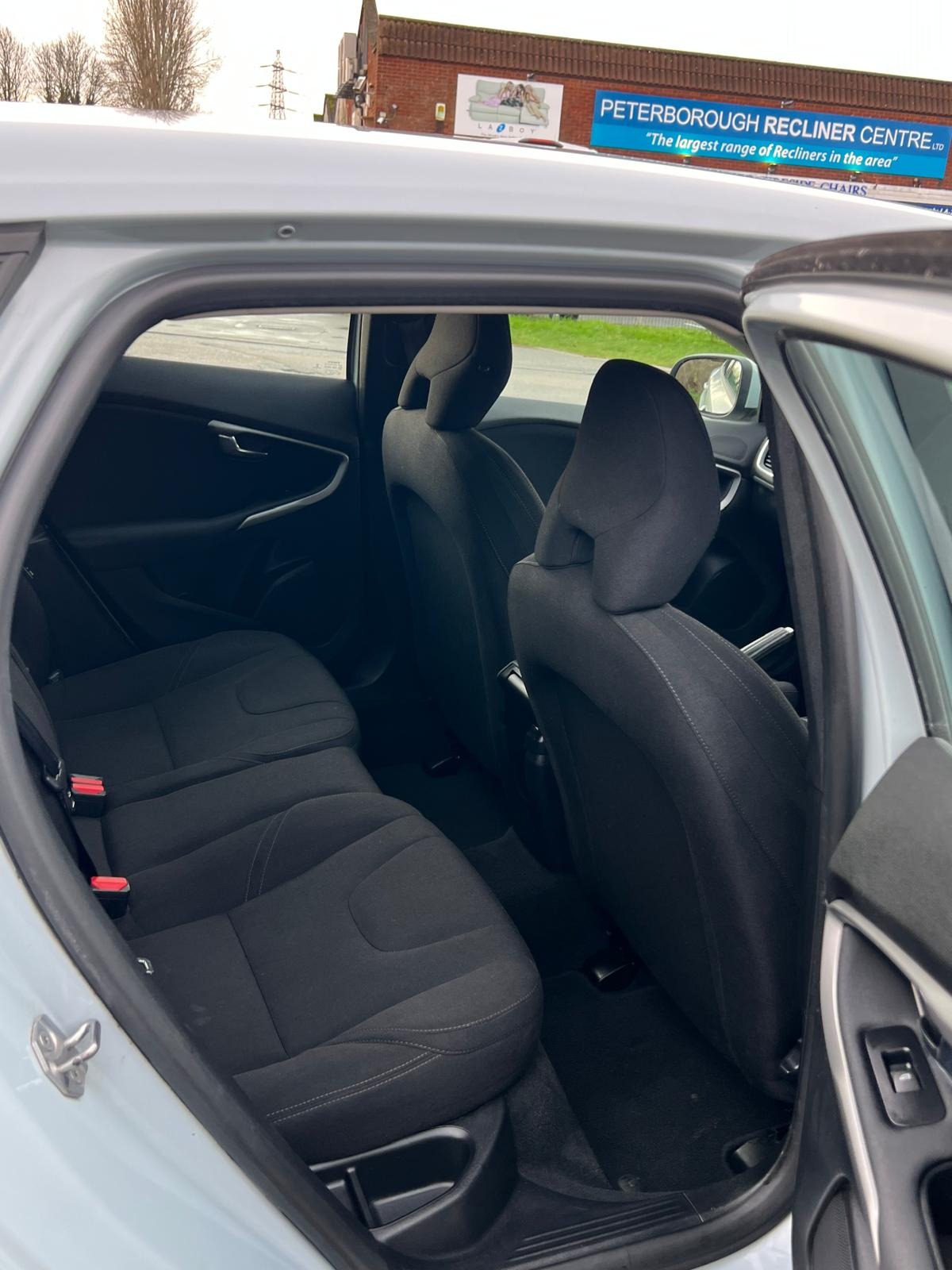 Used Volvo V40 2013 for sale - 77251542: Photo 25