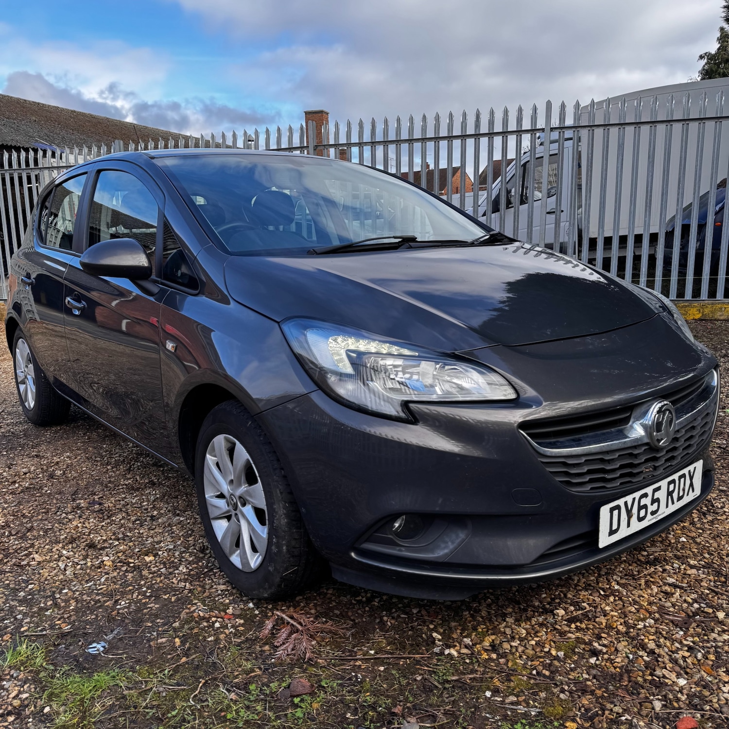 Used Vauxhall Corsa 2015 for sale - 77709010: Photo 2