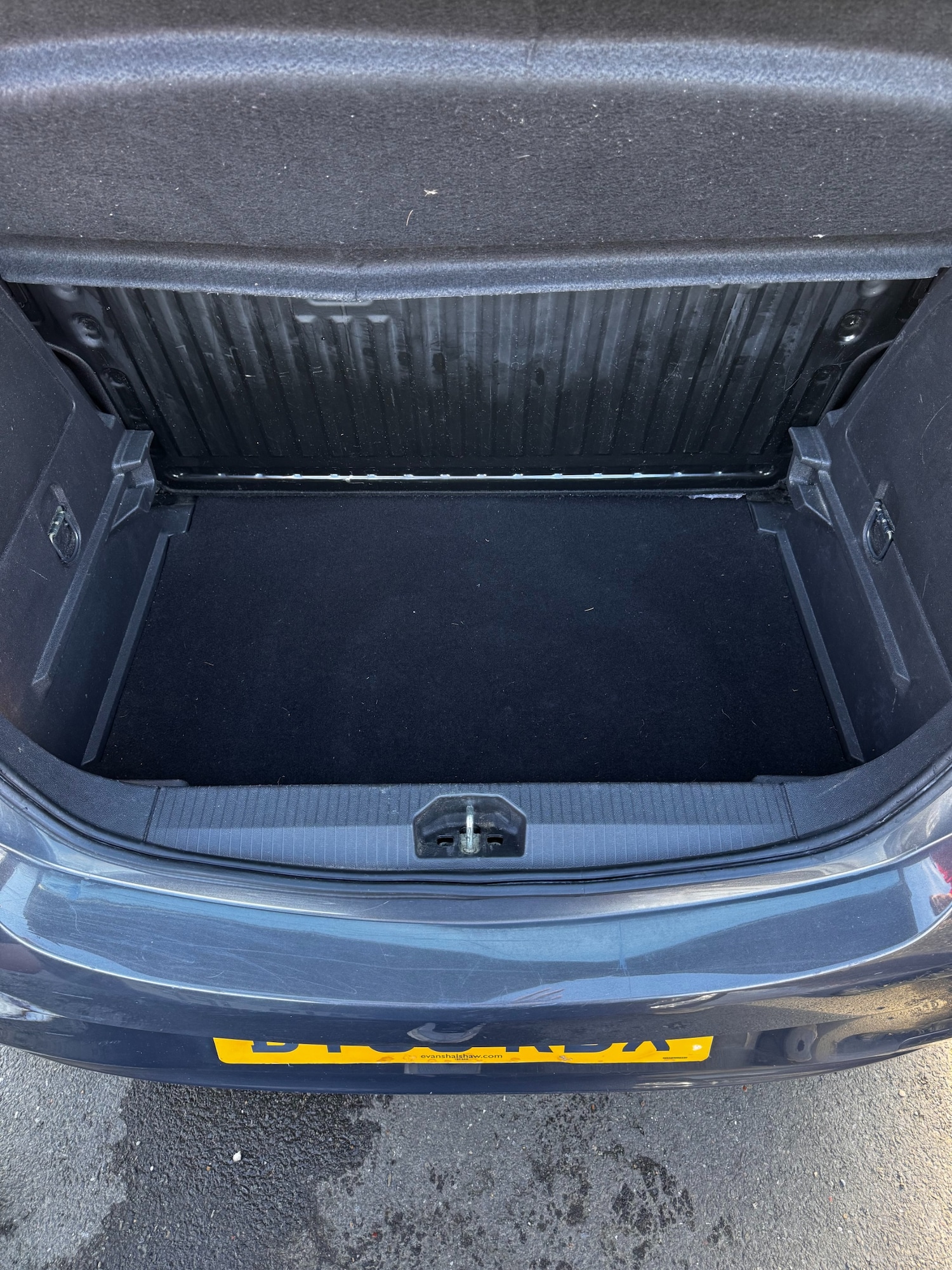 Used Vauxhall Corsa 2015 for sale - 77709010: Photo 8