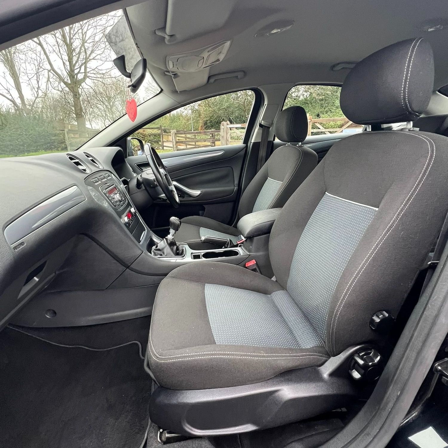 Used Ford Mondeo 2012 for sale - 77482507: Photo 23