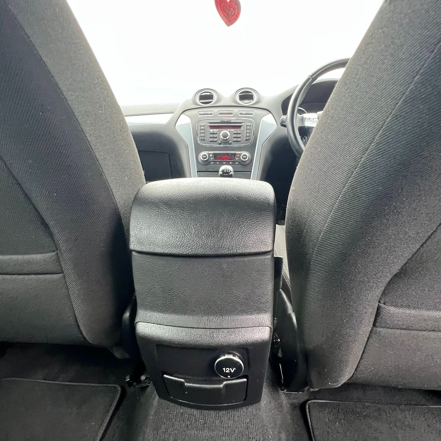 Used Ford Mondeo 2012 for sale - 77482507: Photo 25