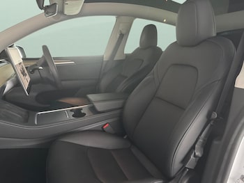 Used Tesla Model Y undefined for sale - 79516405: Photo