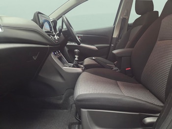 Used Suzuki SX4 S-Cross undefined for sale - 78692322: Photo