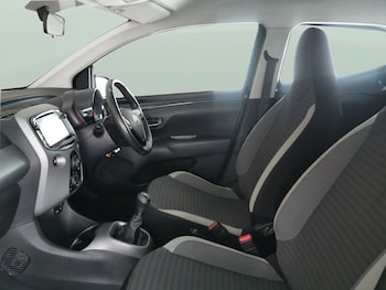 Used Toyota AYGO undefined for sale - 78671706: Photo