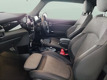 Used MINI Hatch 2023 for sale - 78320026: Photo