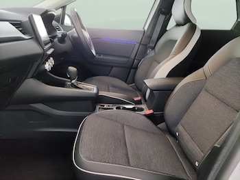 Used Renault Captur 2024 for sale - 78319911: Photo